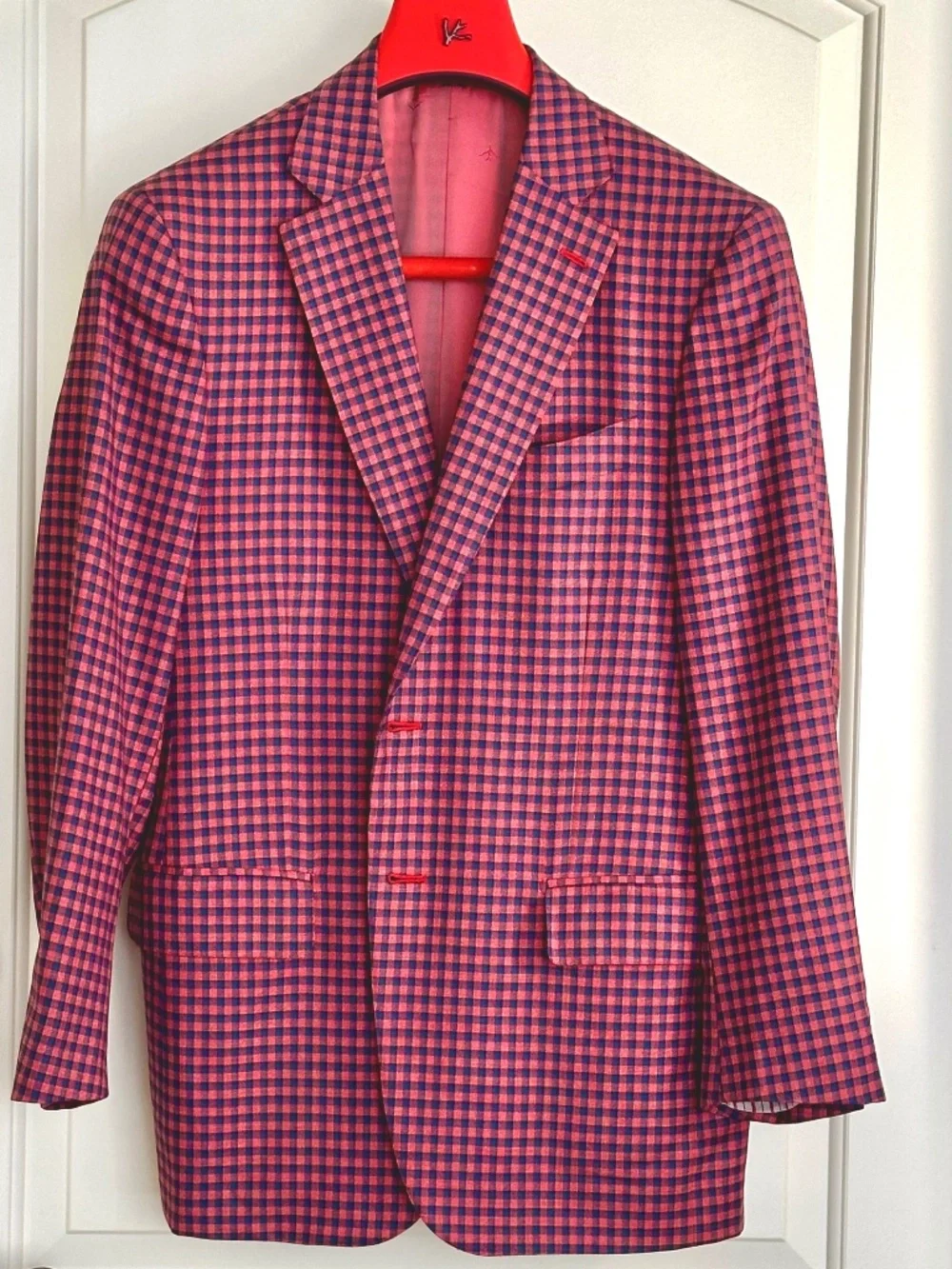 Isaia this stunning